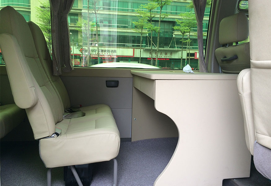 丰田考斯特